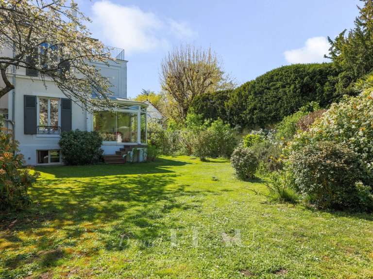 Maison Le Vésinet - 5 chambres - 195m²