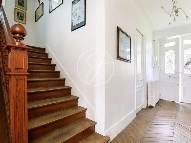 Maison Le Vésinet - 10 chambres - 411m²