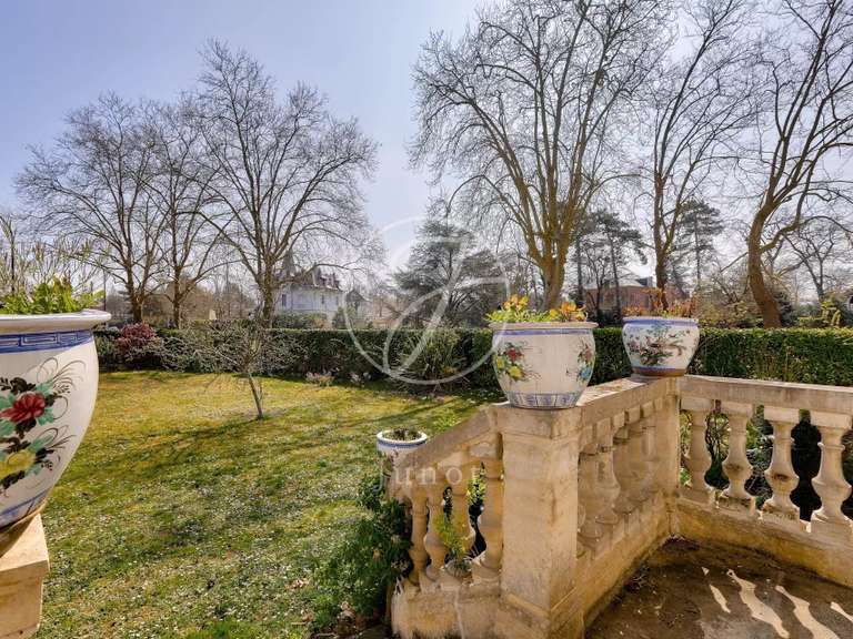 Maison Le Vésinet - 10 chambres - 411m²