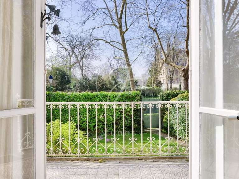 Maison Le Vésinet - 10 chambres - 411m²