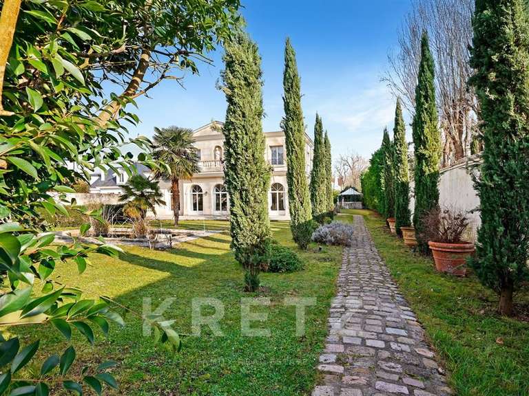 Maison Le Vésinet - 4 chambres - 380m²