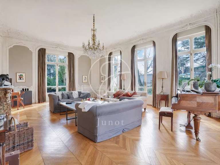 Maison Le Vésinet - 5 chambres - 244m²