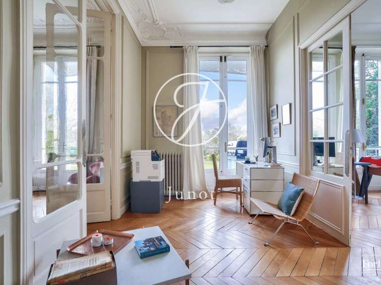 Maison Le Vésinet - 5 chambres - 244m²