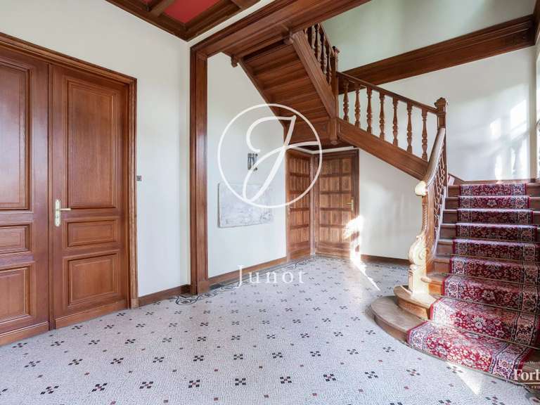 Maison Le Vésinet - 5 chambres - 244m²