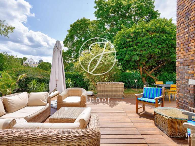 Maison Le Vésinet - 6 chambres - 361m²