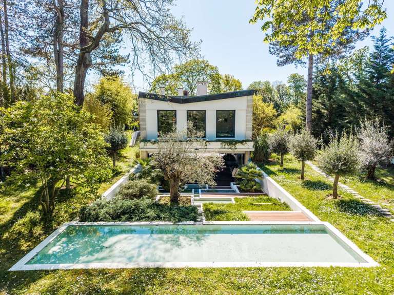 House Le Vésinet - 6 bedrooms - 360m²