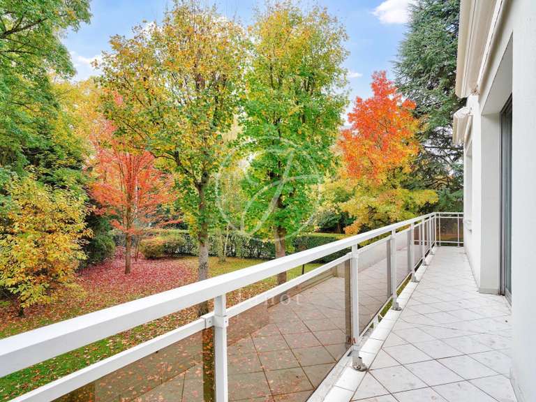 Maison Le Vésinet - 6 chambres - 339m²