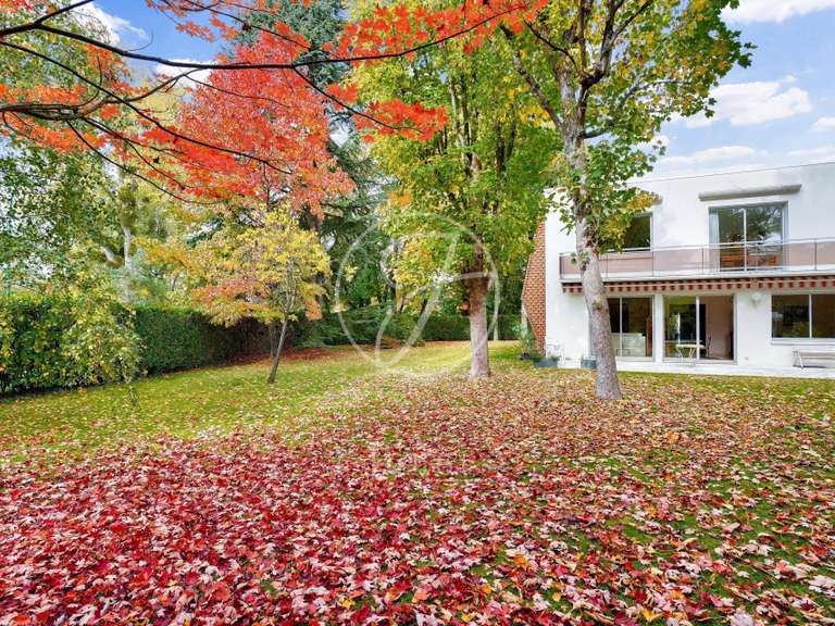 Maison Le Vésinet - 6 chambres - 339m²