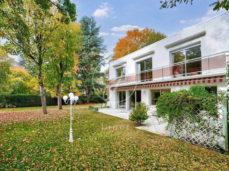 Maison Le Vésinet - 6 chambres - 339m²