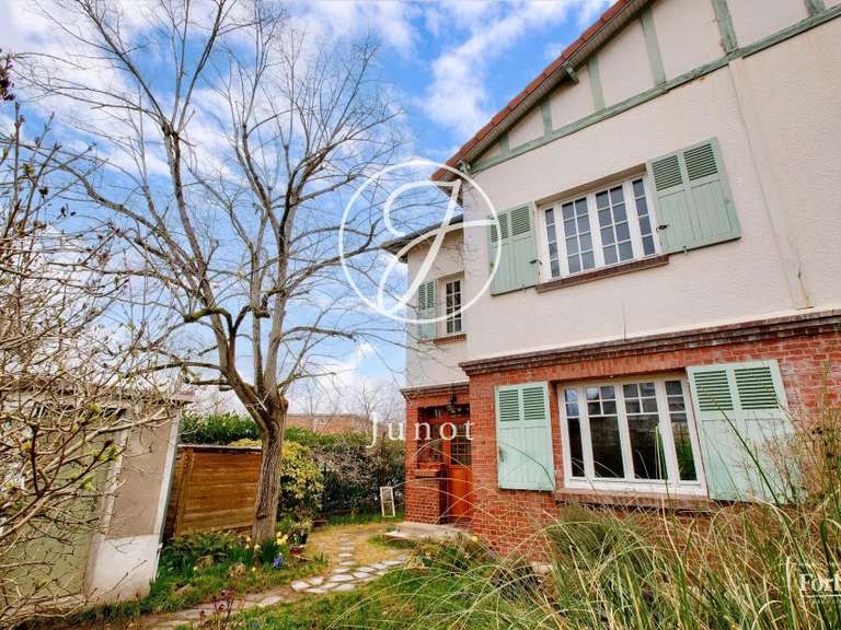 House Le Vésinet - 4 bedrooms - 162m²