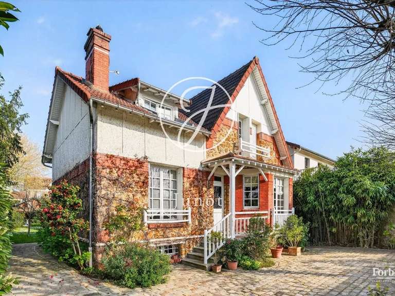 Maison Le Vésinet - 4 chambres - 257m²