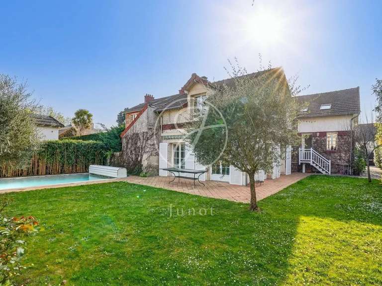 Maison Le Vésinet - 4 chambres - 257m²