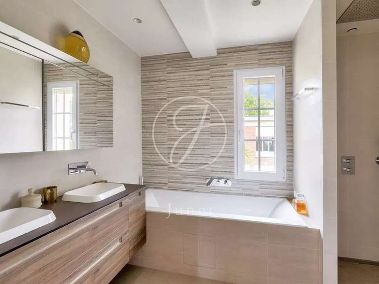Maison Le Vésinet - 5 chambres - 276m²
