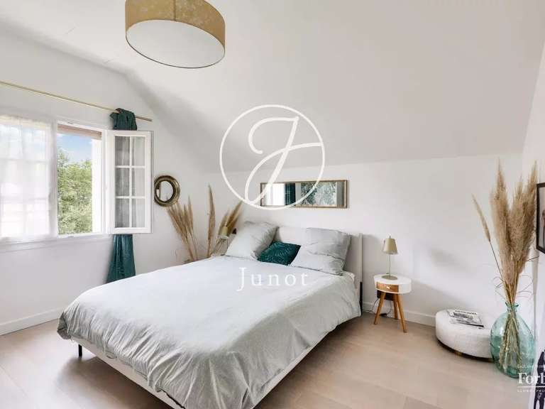 Maison Le Vésinet - 5 chambres - 276m²