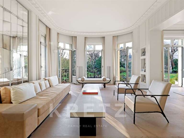 House Le Vésinet - 7 bedrooms - 700m²