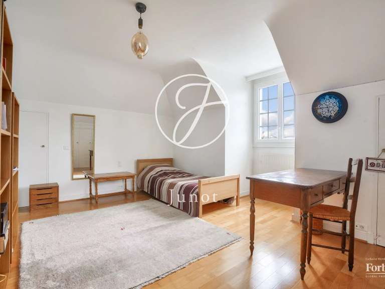Maison Le Vésinet - 3 chambres - 288m²