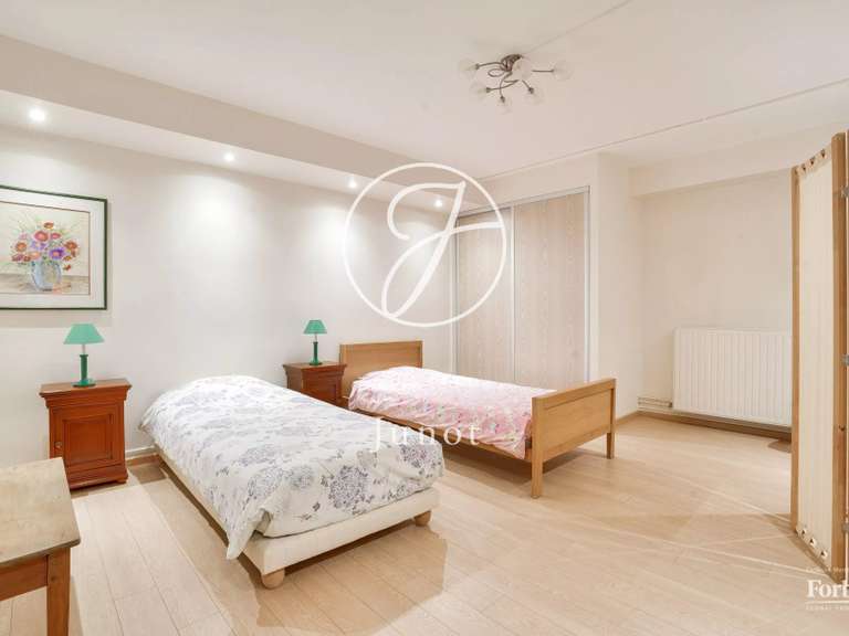 Maison Le Vésinet - 3 chambres - 288m²