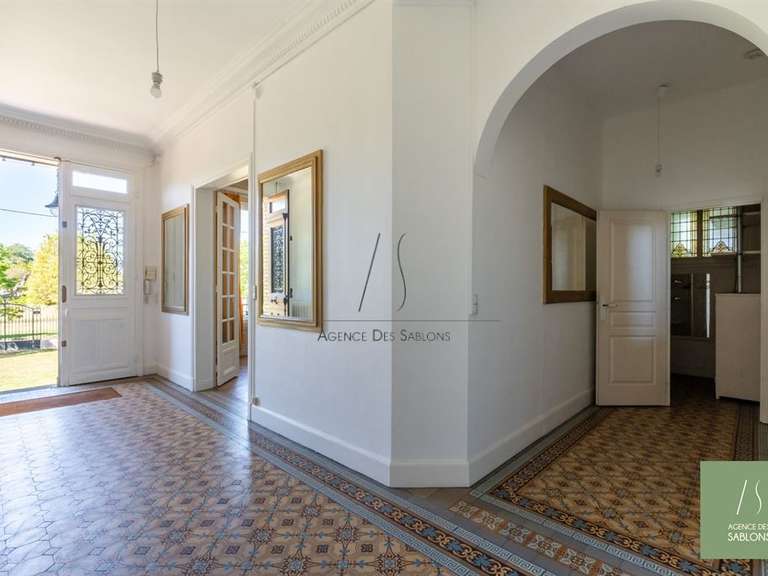 Maison Le Vésinet - 6 chambres - 300m²