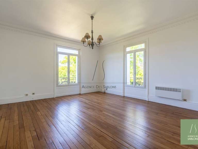 Maison Le Vésinet - 6 chambres - 300m²