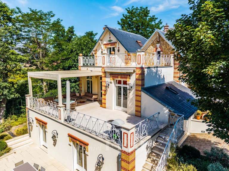 Maison Le Vésinet - 7 chambres - 400m²