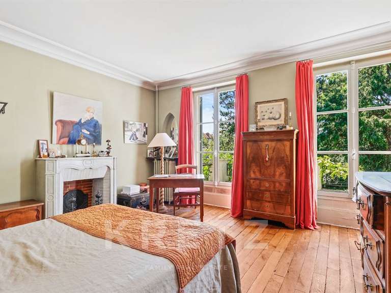 Maison Le Vésinet - 8 chambres - 379m²
