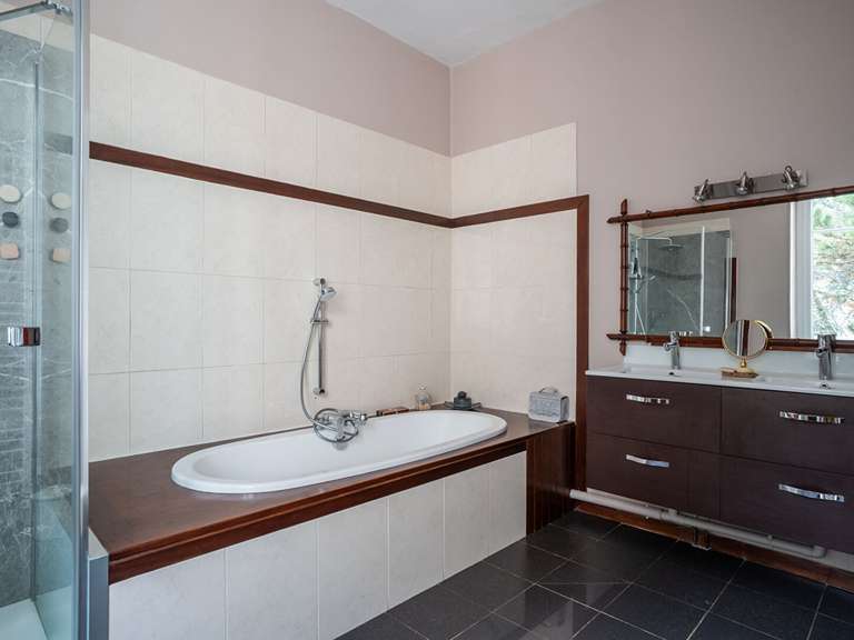 Maison Le Vésinet - 5 chambres - 183m²