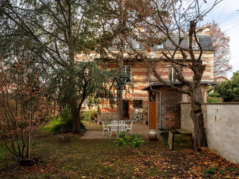 Maison Le Vésinet - 5 chambres - 183m²