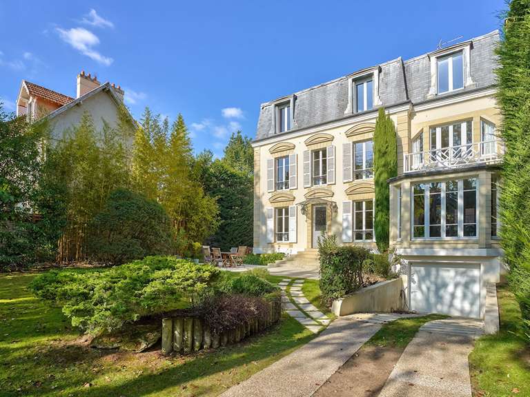 Maison Le Vésinet - 6 chambres - 250m²