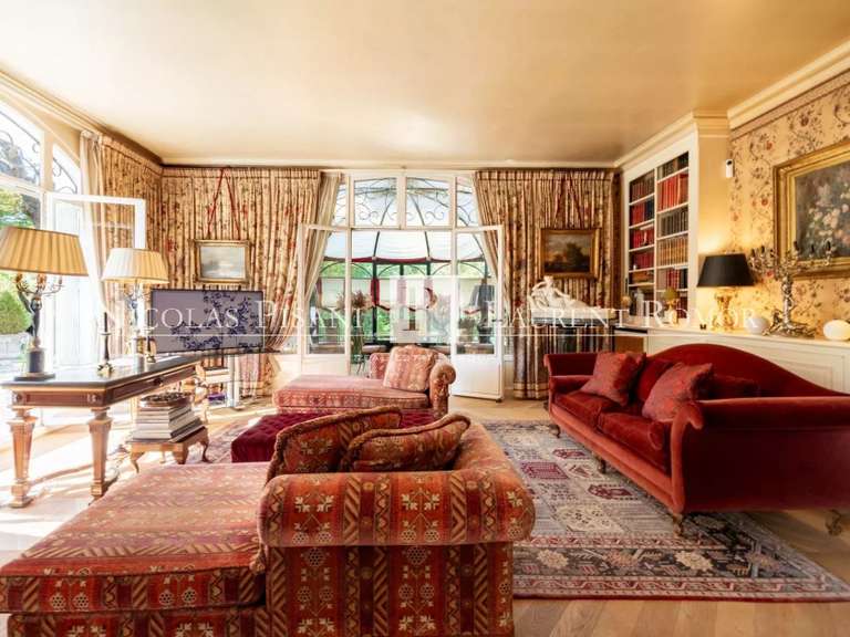 House Le Vésinet - 398m²