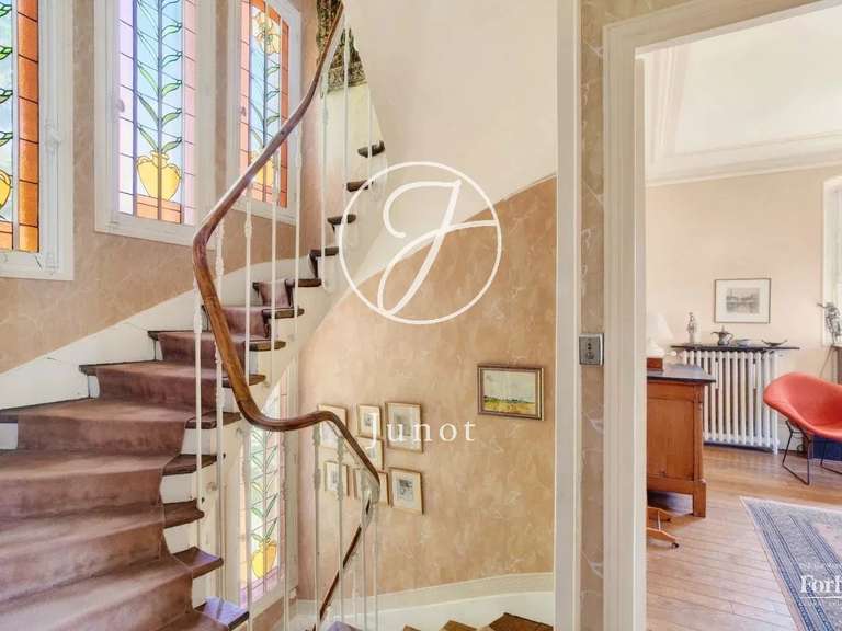 Maison Le Vésinet - 5 chambres - 204m²