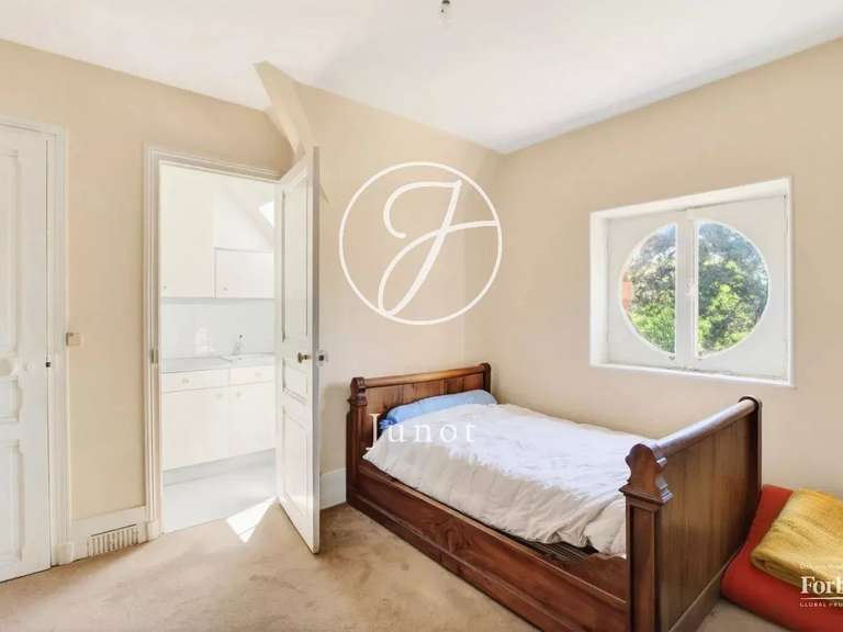 Maison Le Vésinet - 5 chambres - 204m²