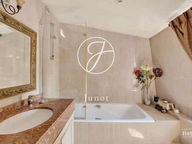 Maison Le Vésinet - 3 chambres - 224m²