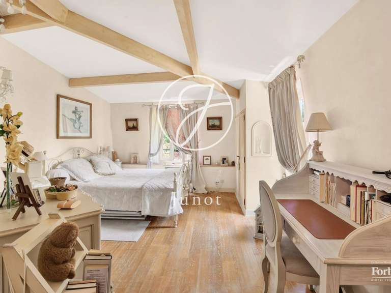 Maison Le Vésinet - 3 chambres - 224m²