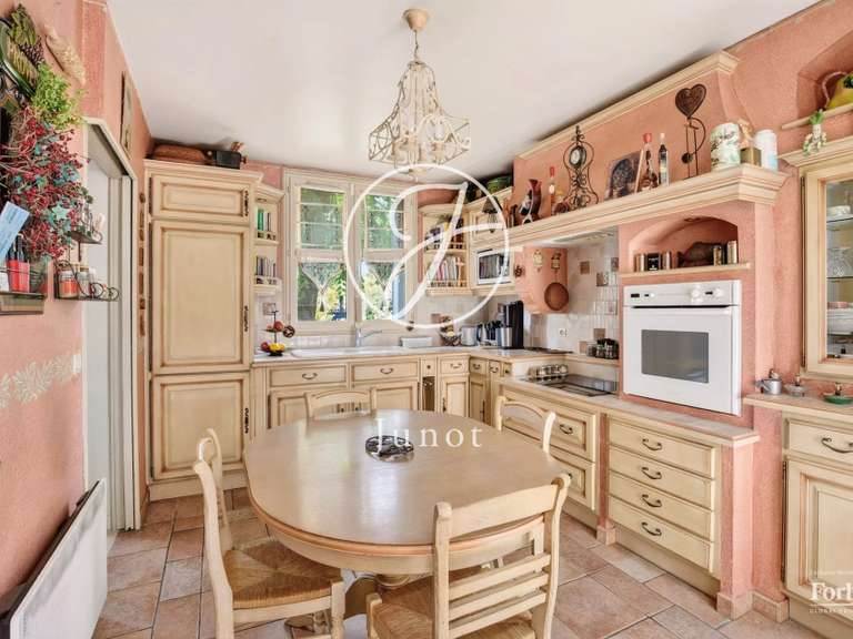 Maison Le Vésinet - 3 chambres - 224m²