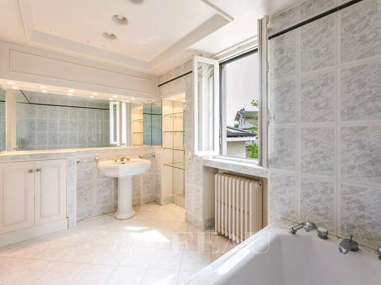 Maison Le Vésinet - 6 chambres - 394m²