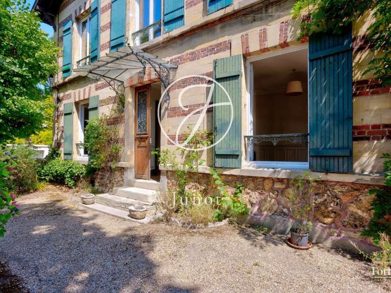 Maison Le Vésinet - 4 chambres - 150m²