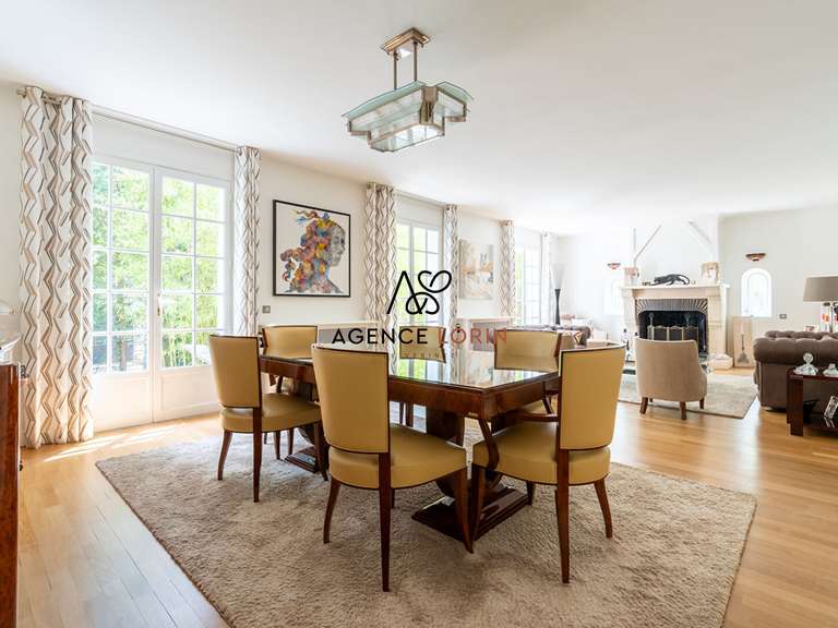 Maison Le Vésinet - 5 chambres - 206m²
