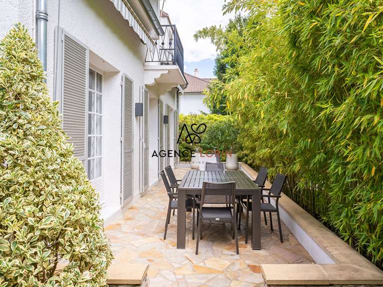 Maison Le Vésinet - 5 chambres - 206m²