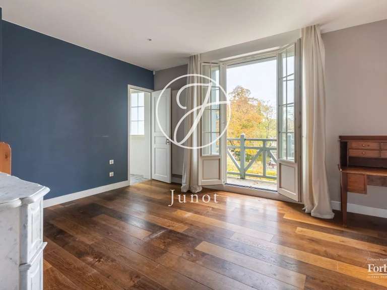 Maison Le Vésinet - 5 chambres - 384m²