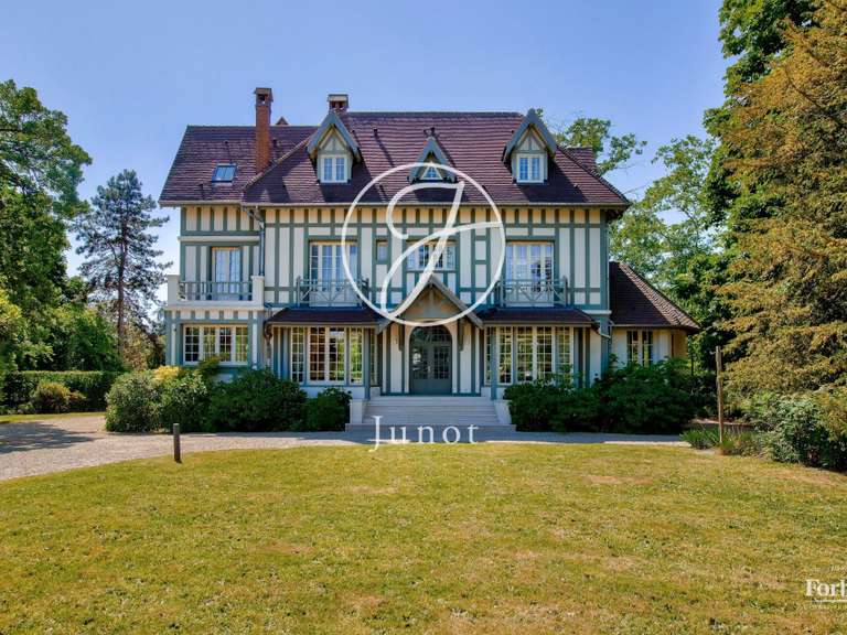 Maison Le Vésinet - 5 chambres - 384m²