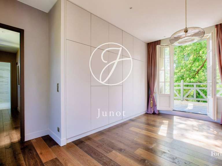 Maison Le Vésinet - 5 chambres - 384m²