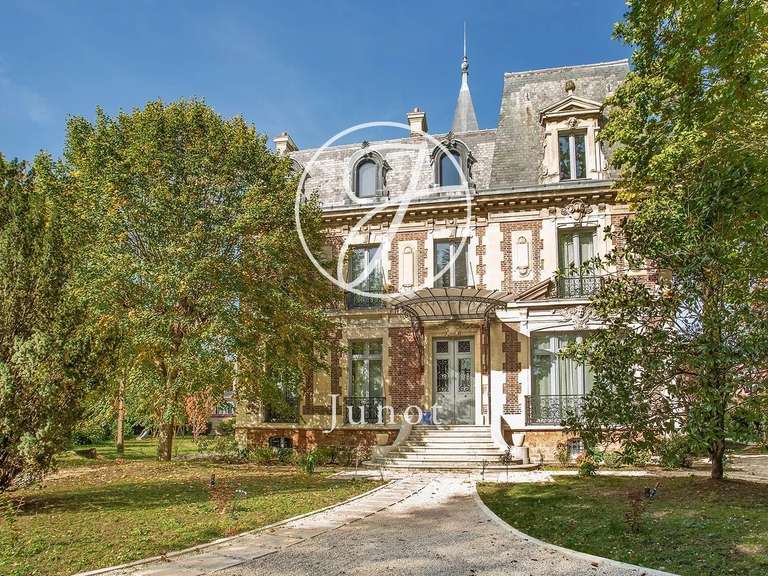 House Le Vésinet - 7 bedrooms - 412m²