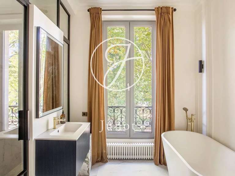 House Le Vésinet - 7 bedrooms - 412m²