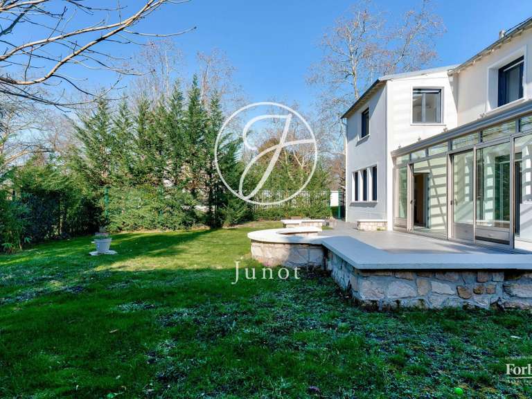 House Le Vésinet - 5 bedrooms - 149m²