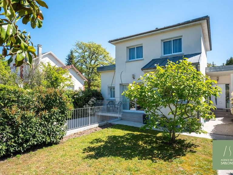 Maison Le Vésinet - 3 chambres - 125m²