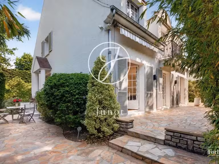 Maison Le Vésinet - 5 chambres - 314m²
