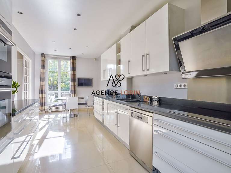 Maison Le Vésinet - 6 chambres - 250m²