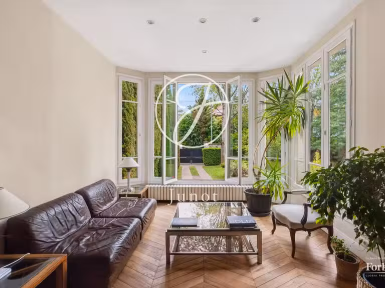Maison Le Vésinet - 6 chambres - 379m²