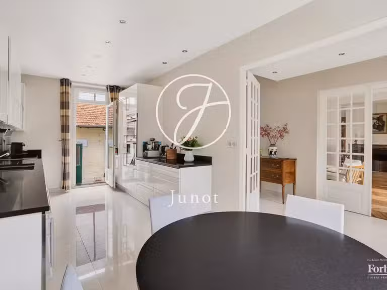 Maison Le Vésinet - 6 chambres - 379m²