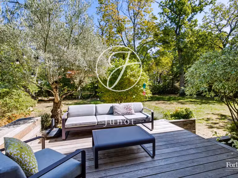 Maison Le Vésinet - 5 chambres - 245m²